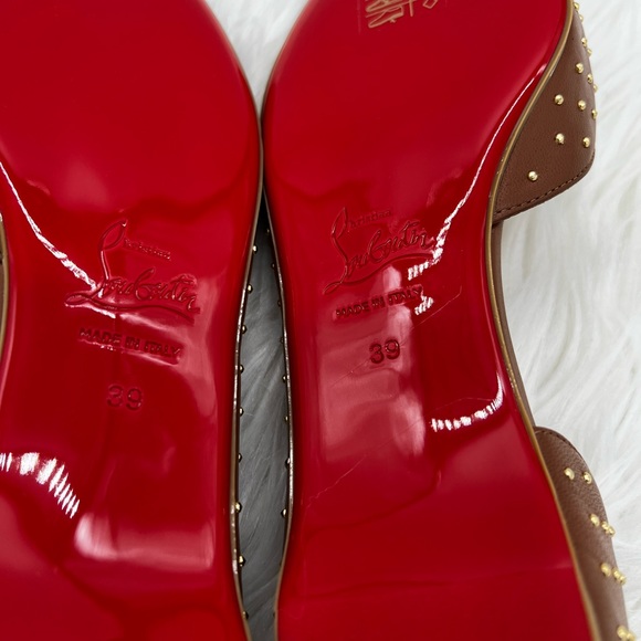 CHRISTIAN LOUBOUTIN | Iriza Plume Studded Leather Flats In Cuoio - Picture 12 of 12